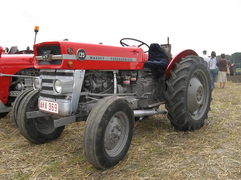 pic010.jpg - Massey Ferguson 135