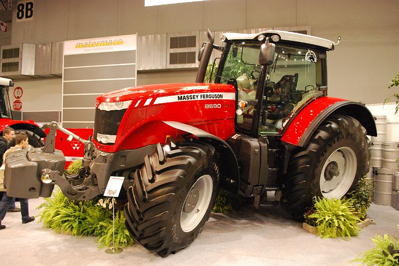 20091202_11352_DSC_5750.JPG - Massey-Ferguson 8690
