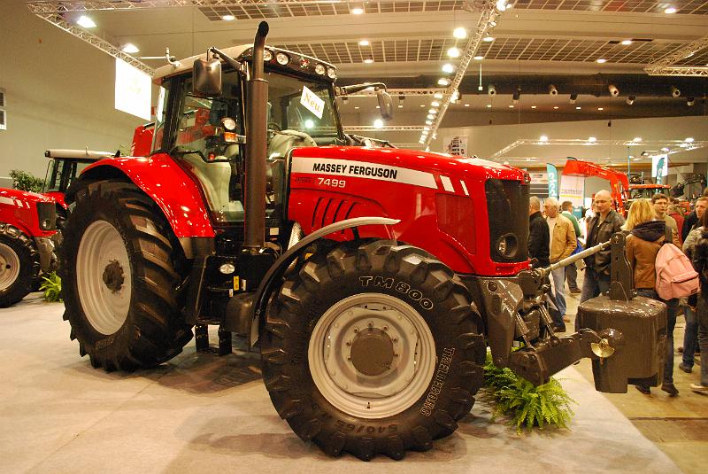 20091202_11357_DSC_5755.JPG - Massey-Ferguson 7499