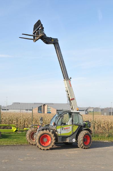 20101120_7391_KM6_6110.JPG - Claas Scorpion 7045plus Variopower